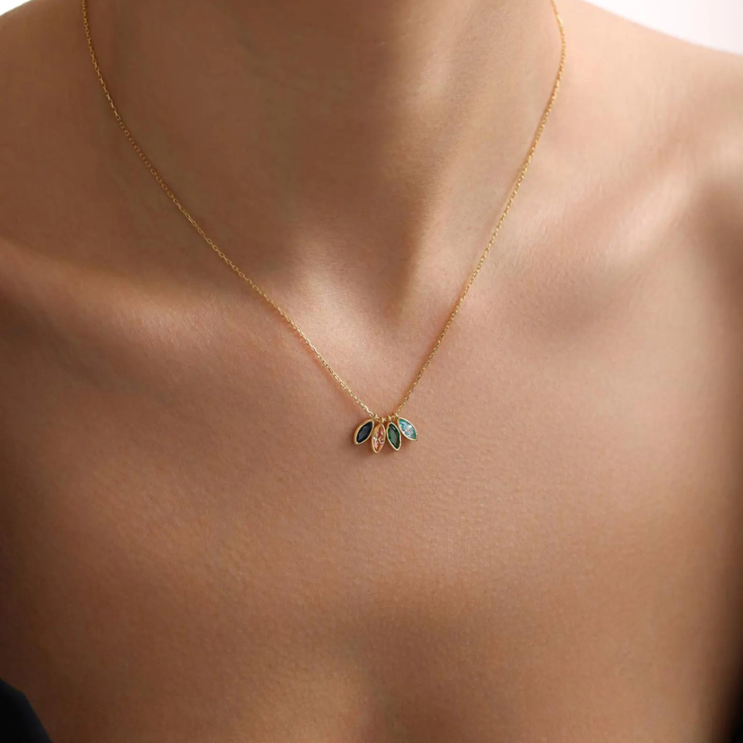 Blomblads­halsband med födelsesten